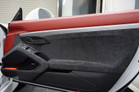 ポルシェ ボクスター Boster（Type981） Spyder  スパイダークラシックインテリア  カーボンフルバケットシート 中古車 中古車