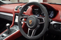 ポルシェ ボクスター Boster（Type981） Spyder  スパイダークラシックインテリア  カーボンフルバケットシート 中古車 中古車