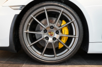 ポルシェ ボクスター Spyder PCCB アダプティブスポーツシート  オールレザー×イエローステッチ キャララホワイトメタリック  中古車