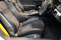 ポルシェ ボクスター Spyder PCCB アダプティブスポーツシート  オールレザー×イエローステッチ キャララホワイトメタリック  中古車