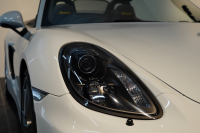 ポルシェ ボクスター Spyder PCCB アダプティブスポーツシート  オールレザー×イエローステッチ キャララホワイトメタリック  中古車