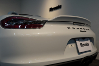 ポルシェ ボクスター Spyder PCCB アダプティブスポーツシート  オールレザー×イエローステッチ キャララホワイトメタリック  中古車