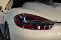 ポルシェ ボクスター Spyder PCCB アダプティブスポーツシート  オールレザー×イエローステッチ キャララホワイトメタリック  中古車