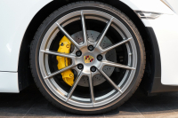 ポルシェ ボクスター Spyder PCCB アダプティブスポーツシート  オールレザー×イエローステッチ キャララホワイトメタリック  中古車