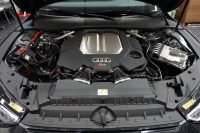 アウディ RS7 パノラマサンルーフ カーボンブレーキ カーボン＆グロスブラックスタイリングパッケージ  OP22インチホイール  中古車