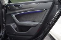 アウディ RS7 パノラマサンルーフ カーボンブレーキ カーボン＆グロスブラックスタイリングパッケージ  OP22インチホイール  中古車