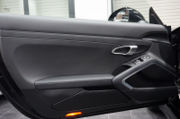 ポルシェ 911(Type991.1) Carrera GTS LEDヘッドライト ベンチレーション レッドメーターパネル ジェットブラックメタリック  中古車