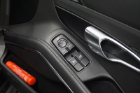 ポルシェ 911(Type991.2) Carrera 7MT PCCB スポーツクロノ スポーツエグゾースト LEDヘッドライト RSスパイダー20ホイール アゲートグレーメタリック  中古車