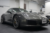 ポルシェ 911(Type991.2) Carrera 7MT PCCB スポーツクロノ スポーツエグゾースト LEDヘッドライト RSスパイダー20ホイール アゲートグレーメタリック  中古車