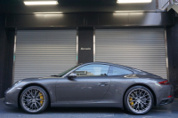ポルシェ 911(Type991.2) Carrera 7MT PCCB スポーツクロノ スポーツエグゾースト LEDヘッドライト RSスパイダー20ホイール アゲートグレーメタリック  中古車
