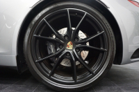 ポルシェ 911(Type991.2) Carrera PDK スポーツクロノパッケージ スポーツエグゾースト  CarerraS20インチホイール GTシルバーメタリック  中古車