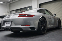 ポルシェ 911(Type991.2) Carrera PDK スポーツクロノパッケージ スポーツエグゾースト  CarerraS20インチホイール GTシルバーメタリック  中古車