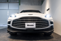 アストンマーティン DBX 707 ホワイトストーン　カーボンsクステリアパック　23AW　デュオトーンインテリア　エクステリアバッジ　レザーカラーパレット　スモークテール 中古車 中古車