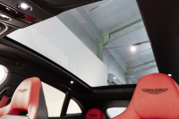 アストンマーティン DBX 707 ホワイトストーン　カーボンsクステリアパック　23AW　デュオトーンインテリア　エクステリアバッジ　レザーカラーパレット　スモークテール 中古車 中古車