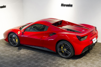 フェラーリ 488スパイダー テーラーメイド/OP2000万over/特別仕様内装 中古車 中古車