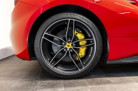 フェラーリ 488スパイダー テーラーメイド/OP2000万over/特別仕様内装 中古車 中古車