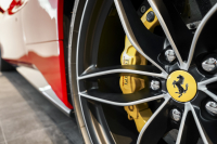 フェラーリ 488スパイダー テーラーメイド/OP2000万over/特別仕様内装 中古車 中古車