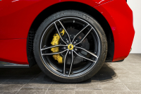 フェラーリ 488スパイダー テーラーメイド/OP2000万over/特別仕様内装 中古車 中古車