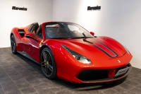 フェラーリ 488スパイダー テーラーメイド/OP2000万over/特別仕様内装 中古車 中古車