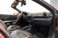 フェラーリ 488スパイダー テーラーメイド/OP2000万over/特別仕様内装 中古車 中古車