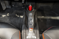 フェラーリ 488スパイダー テーラーメイド/OP2000万over/特別仕様内装 中古車 中古車