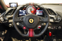 フェラーリ 488スパイダー テーラーメイド/OP2000万over/特別仕様内装 中古車 中古車