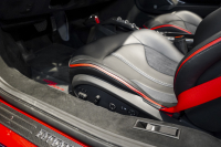 フェラーリ 488スパイダー テーラーメイド/OP2000万over/特別仕様内装 中古車 中古車