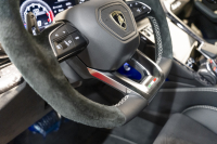 ランボルギーニ ウルス 5名乗車ハイウェイアシスタントPKG　HUD　B&O3Dオーディオ　リアエンタメ　23インチAW 中古車 中古車