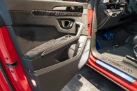 ランボルギーニ ウルス 5名乗車ハイウェイアシスタントPKG　HUD　B&O3Dオーディオ　リアエンタメ　23インチAW 中古車 中古車