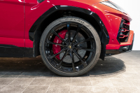 ランボルギーニ ウルス 5名乗車ハイウェイアシスタントPKG　HUD　B&O3Dオーディオ　リアエンタメ　23インチAW 中古車 中古車