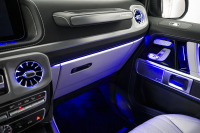 メルセデスベンツ Gクラス G63　エディションマグノ　マットホワイト　電動ステップ　追加アンビエントライト　ウッドデッキ 中古車 中古車