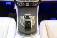 メルセデスベンツ Gクラス G63　エディションマグノ　マットホワイト　電動ステップ　追加アンビエントライト　ウッドデッキ 中古車 中古車