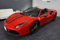 フェラーリ 488スパイダー テーラーメイド/スクーデリアコレクション　OP1700OVER  中古車