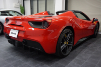 フェラーリ 488スパイダー テーラーメイド/スクーデリアコレクション　OP1700OVER  中古車