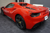 フェラーリ 488スパイダー テーラーメイド/スクーデリアコレクション　OP1700OVER  中古車