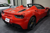 フェラーリ 488スパイダー テーラーメイド/スクーデリアコレクション　OP1700OVER  中古車