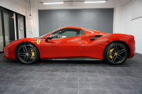 フェラーリ 488スパイダー テーラーメイド/スクーデリアコレクション　OP1700OVER  中古車