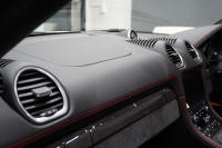 ポルシェ 718 ボクスター 718Boster GTS4.0 6MT クレヨン GTSコミュニケーションパッケージ スポーツバッケットシート（カーボン）  中古車