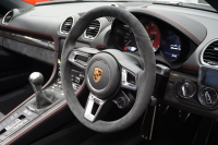 ポルシェ 718 ボクスター 718Boster GTS4.0 6MT クレヨン GTSコミュニケーションパッケージ スポーツバッケットシート（カーボン）  中古車