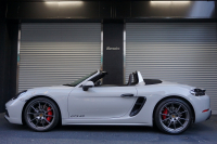ポルシェ 718 ボクスター 718Boster GTS4.0 6MT クレヨン GTSコミュニケーションパッケージ スポーツバッケットシート（カーボン）  中古車