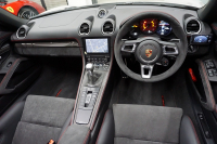 ポルシェ 718 ボクスター 718Boster GTS4.0 6MT クレヨン GTSコミュニケーションパッケージ スポーツバッケットシート（カーボン）  中古車