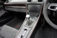 ポルシェ 718 ボクスター 718Boster GTS4.0 6MT クレヨン GTSコミュニケーションパッケージ スポーツバッケットシート（カーボン）  中古車