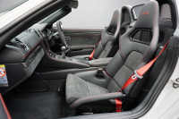 ポルシェ 718 ボクスター 718Boster GTS4.0 6MT クレヨン GTSコミュニケーションパッケージ スポーツバッケットシート（カーボン）  中古車