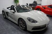 ポルシェ 718 ボクスター 718Boster GTS4.0 6MT クレヨン GTSコミュニケーションパッケージ スポーツバッケットシート（カーボン）  中古車