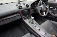 ポルシェ 718 ボクスター 718Boster GTS4.0 6MT クレヨン GTSコミュニケーションパッケージ スポーツバッケットシート（カーボン）  中古車
