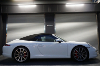 ポルシェ 911(Type991) Type991.1 Carrera S Cabriolet 2トーンオールレザーインテリア スポーツクロノ クラシック20インチホイール 中古車 中古車