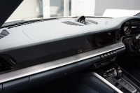 ポルシェ 911(Type992) 911 Type992 Targa 4  スポーツクロノ グラファイトブルーレザーインテリア クラシックホイール 中古車 中古車