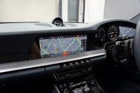 ポルシェ 911(Type992) 911 Type992 Targa 4  スポーツクロノ グラファイトブルーレザーインテリア クラシックホイール 中古車 中古車