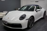 ポルシェ 911(Type992) 911 Type992 Targa 4  スポーツクロノ グラファイトブルーレザーインテリア クラシックホイール 中古車 中古車