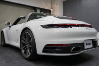 ポルシェ 911(Type992) 911 Type992 Targa 4  スポーツクロノ グラファイトブルーレザーインテリア クラシックホイール 中古車 中古車